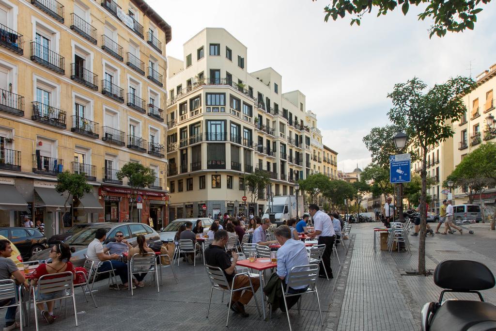 Bookinmadrid Com - Cascorro Sq 18 Pax Apartment Ngoại thất bức ảnh
