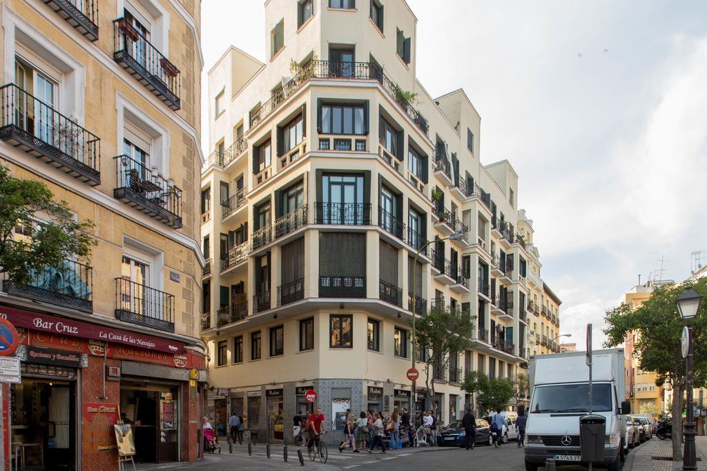 Bookinmadrid Com - Cascorro Sq 18 Pax Apartment Ngoại thất bức ảnh