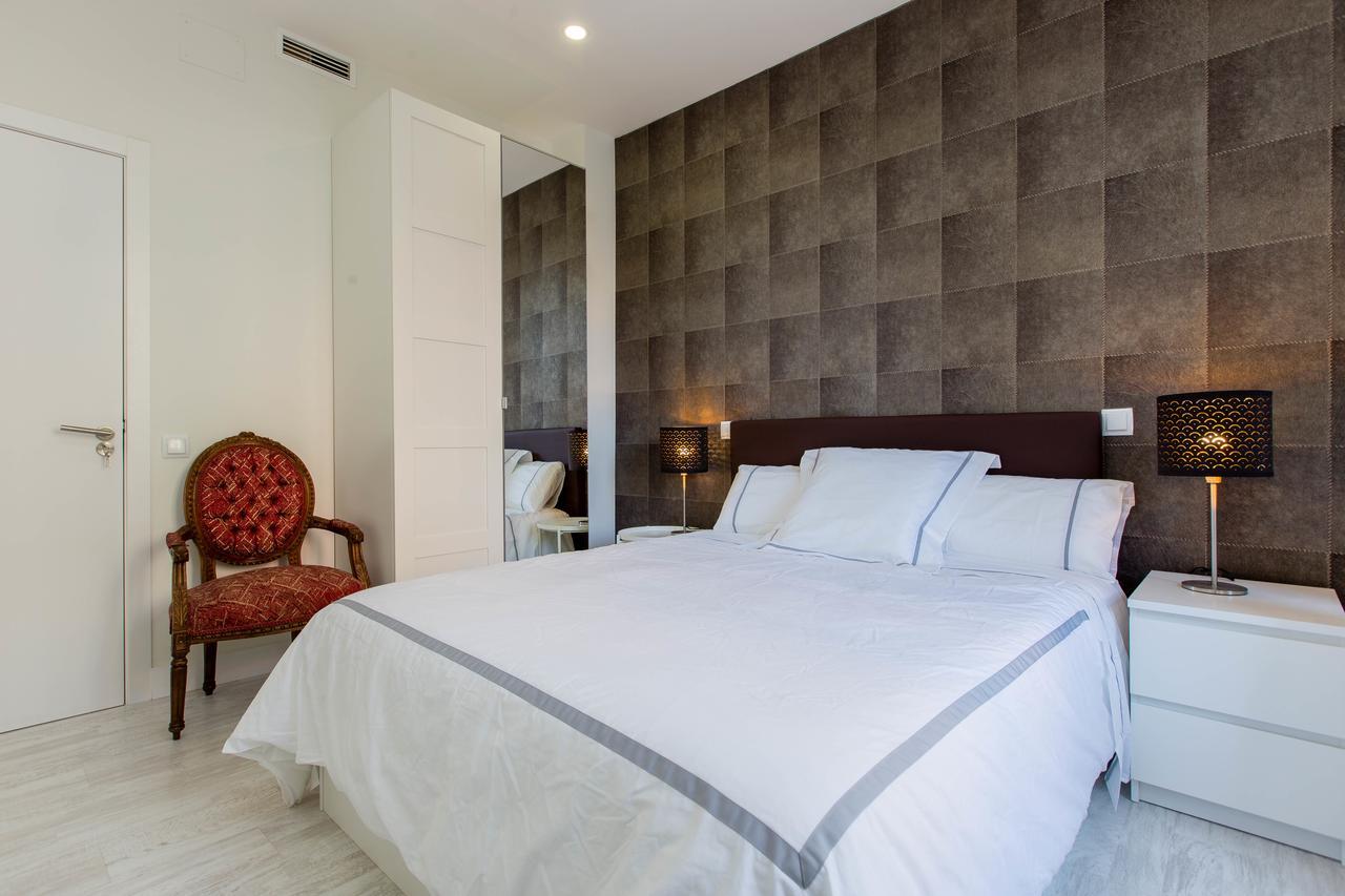 Bookinmadrid Com - Cascorro Sq 18 Pax Apartment Ngoại thất bức ảnh