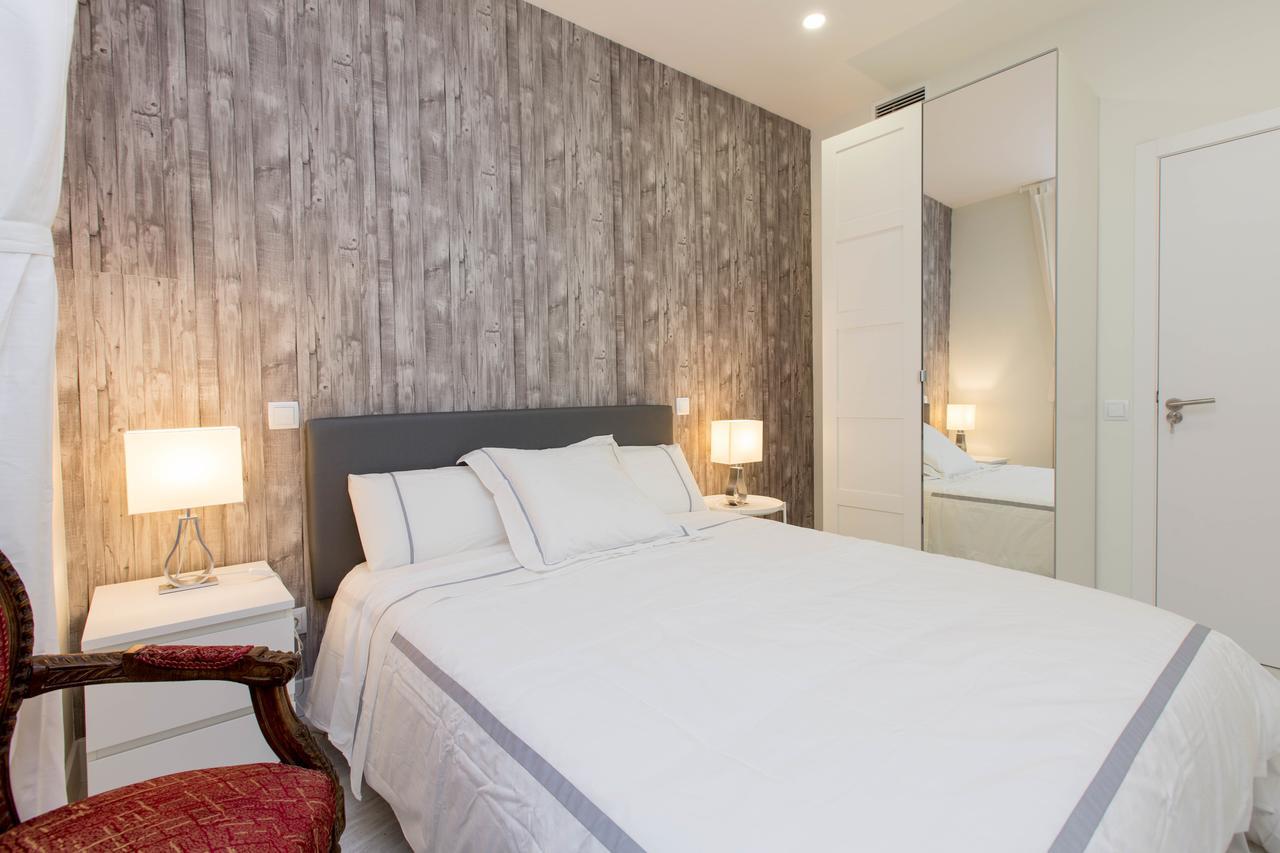 Bookinmadrid Com - Cascorro Sq 18 Pax Apartment Ngoại thất bức ảnh