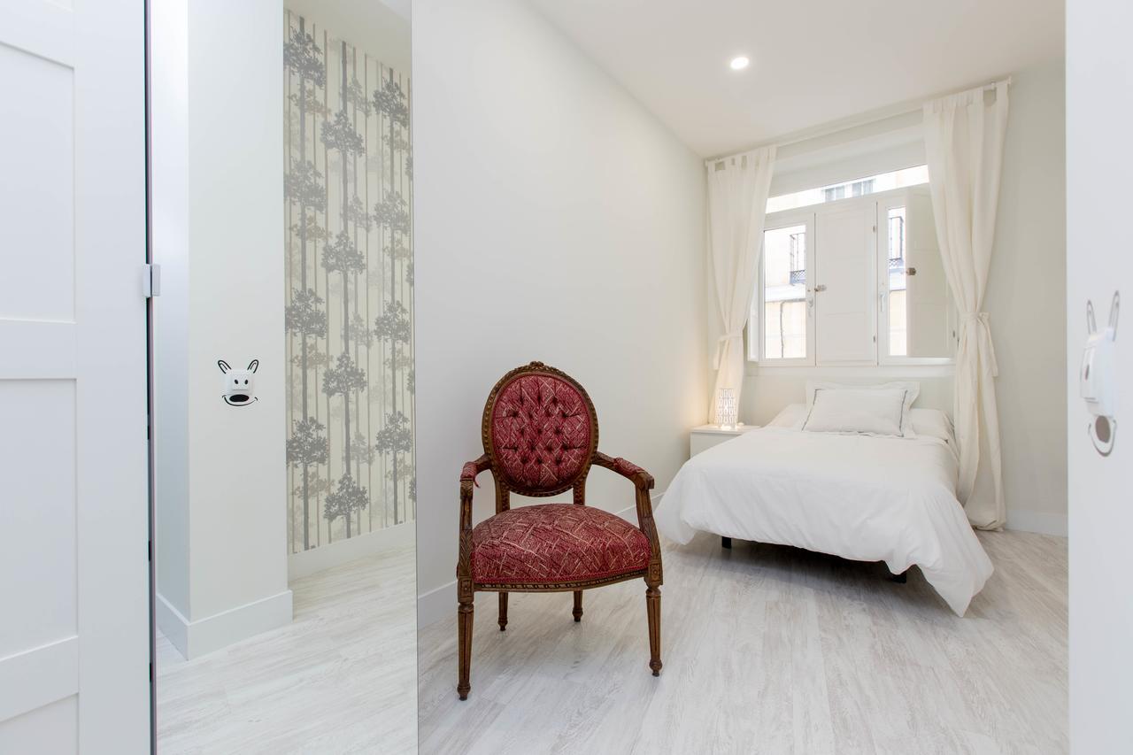 Bookinmadrid Com - Cascorro Sq 18 Pax Apartment Ngoại thất bức ảnh