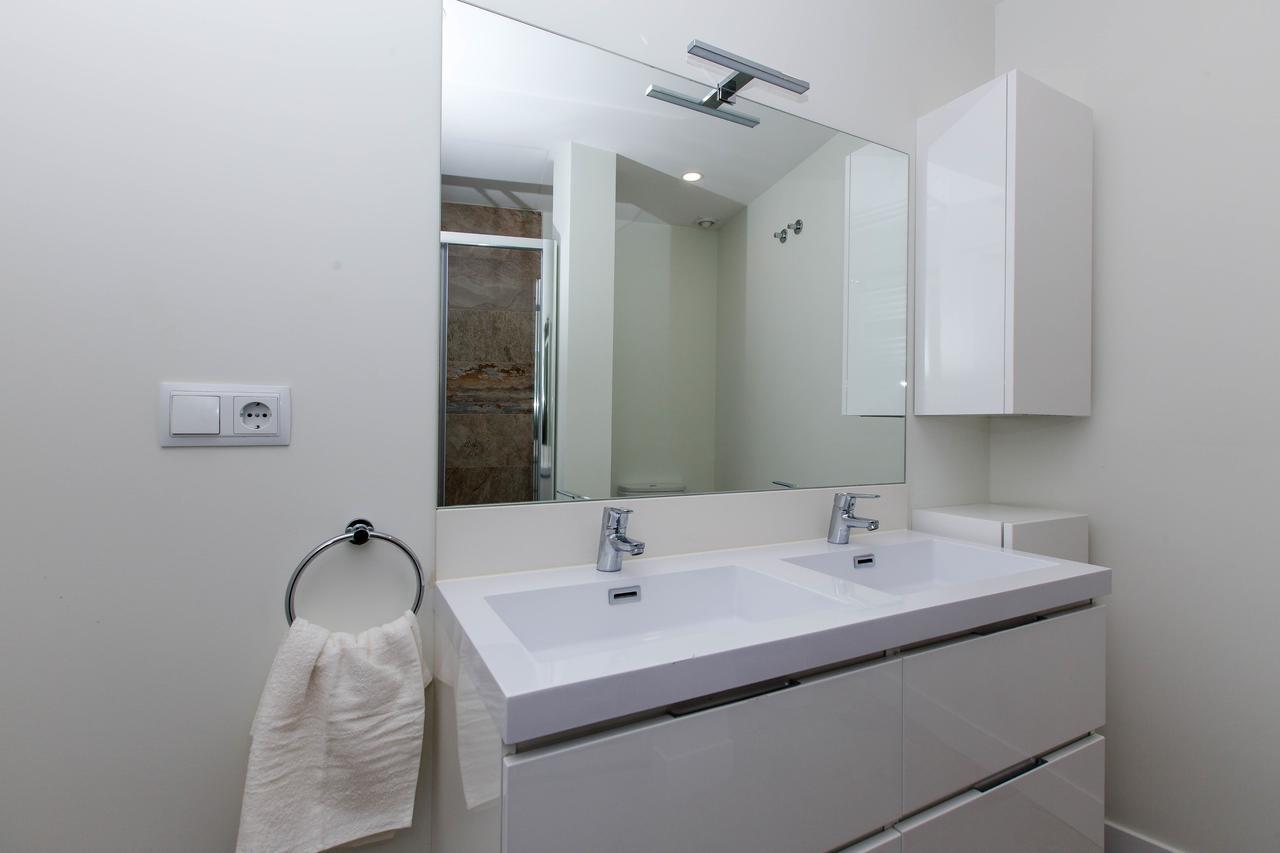 Bookinmadrid Com - Cascorro Sq 18 Pax Apartment Ngoại thất bức ảnh