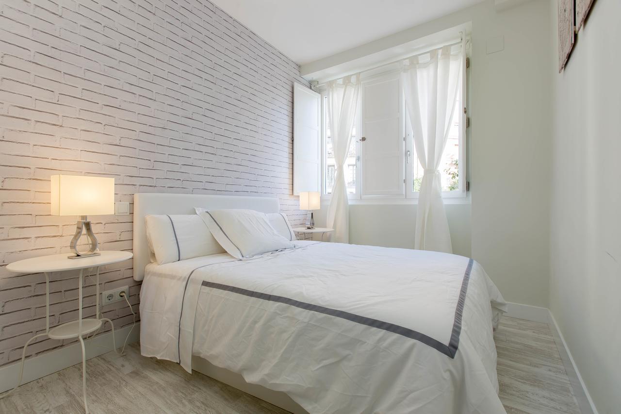 Bookinmadrid Com - Cascorro Sq 18 Pax Apartment Ngoại thất bức ảnh
