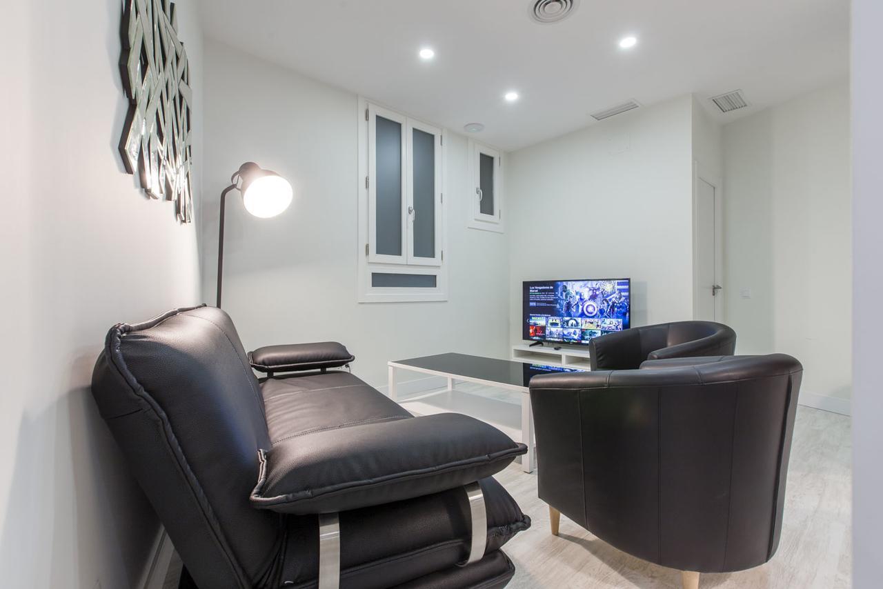 Bookinmadrid Com - Cascorro Sq 18 Pax Apartment Ngoại thất bức ảnh